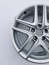 Load image into Gallery viewer, 1x Alufelge 17 Zoll 6.5&quot; 5x112 28ET Glanz Silber 8W9601025D Audi A4 Allroad B9