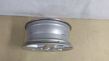Load image into Gallery viewer, 1x Alufelge 16 Zoll 6.5" 5x114.3 45ET Glanz Silber Toyota Avensis Verso FEL3668266488re