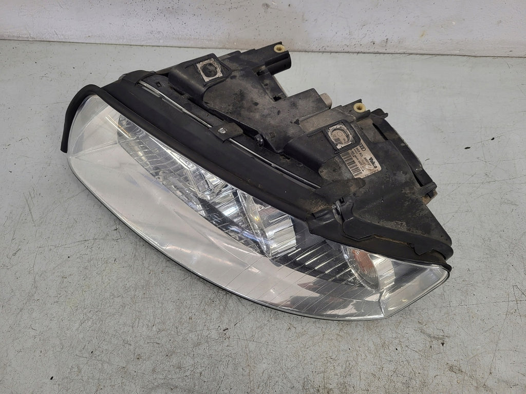 Frontscheinwerfer Audi A4 B6 8E0941003AQ Xenon Links Scheinwerfer Headlight