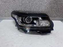 Laden Sie das Bild in den Galerie-Viewer, Frontscheinwerfer Land Rover Range I LR067204 Rechts Scheinwerfer Headlight SCH2053545998nj