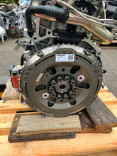 Laden Sie das Bild in den Galerie-Viewer, Motor Volvo Xc60 II B4204T52 2.0 253PS 186kW 64TKm 2023 Hybrid Engine Unkomplett MOT9331403784gt