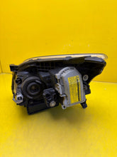 Laden Sie das Bild in den Galerie-Viewer, Frontscheinwerfer Toyota Avensis Xenon Rechts Scheinwerfer Headlight SCH5780825026ud