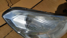 Laden Sie das Bild in den Galerie-Viewer, Frontscheinwerfer Dacia Dokker 260607950R Rechts Scheinwerfer Headlight