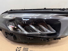Laden Sie das Bild in den Galerie-Viewer, Frontscheinwerfer Mercedes-Benz W177 A1779062206 Rechts Scheinwerfer Headlight SCH7690239462ec