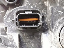 Laden Sie das Bild in den Galerie-Viewer, Frontscheinwerfer Opel Vivaro 260108099 Rechts Scheinwerfer Headlight SCH2297255770pg