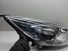 Load image into Gallery viewer, Frontscheinwerfer Ford Focus III BM5113D154AG Rechts Scheinwerfer Headlight SCH3918767824pu