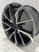 Laden Sie das Bild in den Galerie-Viewer, 1x Alufelge 18 Zoll 8.0&quot; 5x114.3 40ET 42611 02R40 Toyota Rim Wheel