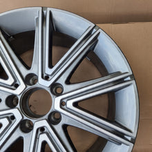 Load image into Gallery viewer, 1x Alufelge 17 Zoll 7.5&quot; 5x112 42ET Graphit A1724011402 Mercedes-Benz Slk