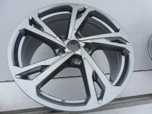 Load image into Gallery viewer, 1x Alufelge 20 Zoll 9.0&quot; 5x130 54ET Glanz Silber 4J3601025AN Audi E-Tron