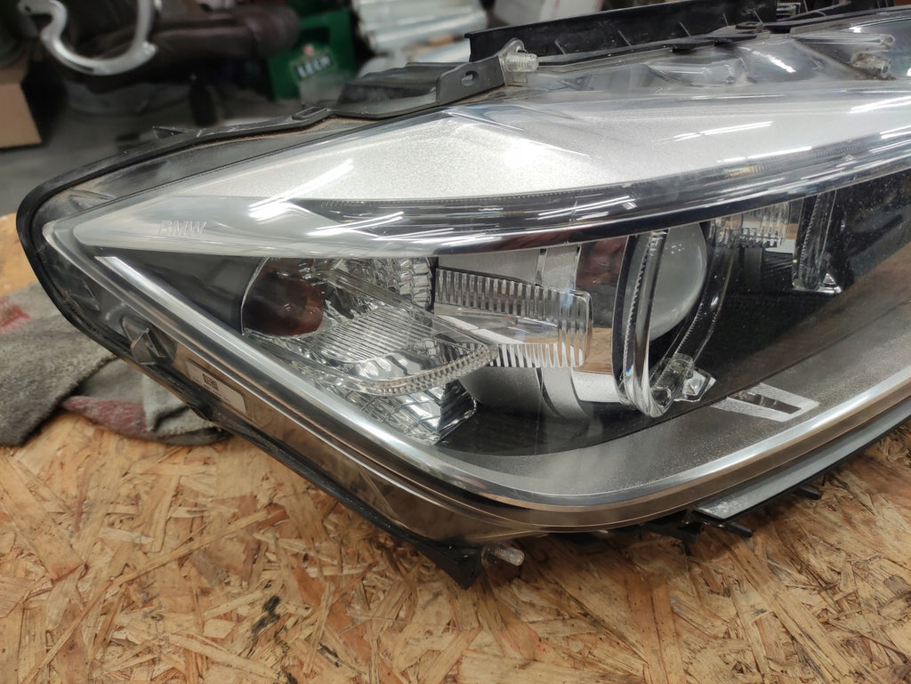 Frontscheinwerfer BMW 3 F30 6210110712L 7296090 Ein Stück (Rechts oder Links)