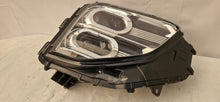 Laden Sie das Bild in den Galerie-Viewer, Frontscheinwerfer Mitsubishi Eclipse Cross MDE1336286R MDE1336288R LED Rechts