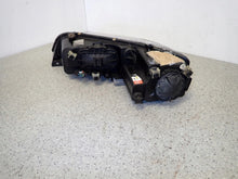 Laden Sie das Bild in den Galerie-Viewer, Frontscheinwerfer Mazda 6 Xenon Rechts Scheinwerfer Headlight SCH1869787648cq