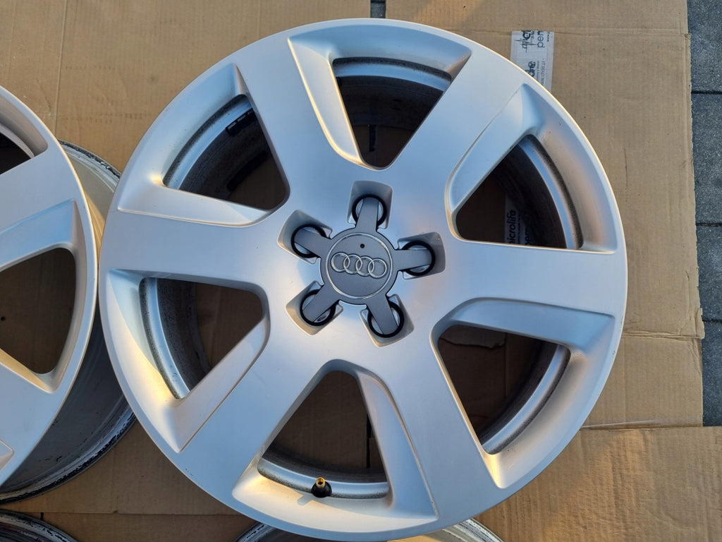 4x Alufelge 17 Zoll 7.0" 5x112 25ET Glanz Silber 4G8601025H Audi C7 A4 B8 FEL8022103527co