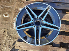 Laden Sie das Bild in den Galerie-Viewer, 1x Alufelge 18 Zoll 8.5" 5x112 52ET A2064011800 Mercedes-Benz Amg Rim Wheel FEL6049958332cr