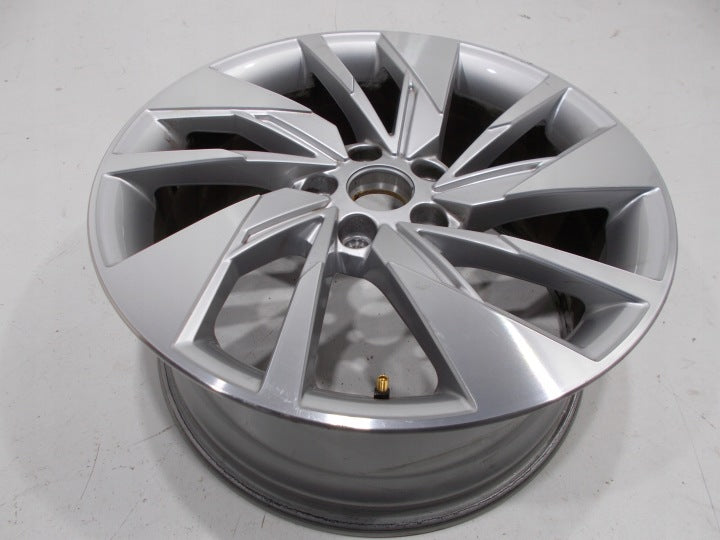 1x Alufelge 18 Zoll 8.0" 5x112 46ET Glanz 8Y0601025F Audi A3 Mg Rim Wheel FEL5930818739vs