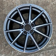 Laden Sie das Bild in den Galerie-Viewer, 1x Alufelge 18 Zoll 8.0" 5x112 48ET A1764010800 Mercedes-Benz W176 Rim Wheel FEL8846786358bn