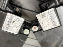 Laden Sie das Bild in den Galerie-Viewer, Frontscheinwerfer Skoda Octavia 5e3 IV 5E4941015A 5E4941016A LED Ein Satz SCH6635660365sl
