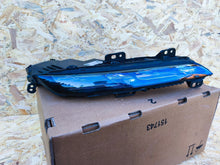 Laden Sie das Bild in den Galerie-Viewer, Frontscheinwerfer BMW 7 9879936 LED Rechts Scheinwerfer Headlight SCH9425246915oq