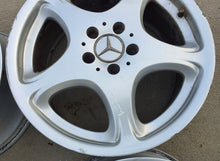 Laden Sie das Bild in den Galerie-Viewer, 4x Alufelge 18 Zoll 8.0" 5x112 44ET 2204010302 Mercedes-Benz W220 Rim Wheel FEL7608526791tz