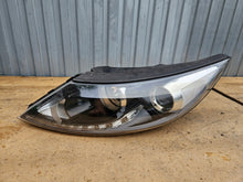 Laden Sie das Bild in den Galerie-Viewer, Frontscheinwerfer Hyundai III Sportage Xenon Links Scheinwerfer Headlight SCH6160344116ys