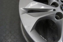 Laden Sie das Bild in den Galerie-Viewer, 1x Alufelge 17 Zoll 7.5" 5x112 52ET Glanz Silber 6856065 BMW X1 F48 Rim Wheel FEL6954074435mt