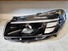 Load image into Gallery viewer, Frontscheinwerfer Opel Zafira Vivaro C 9847209980 67651243 LE21A6487 LED Links