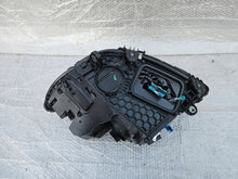 Laden Sie das Bild in den Galerie-Viewer, Frontscheinwerfer Mercedes-Benz W206 A2069062204 Rechts Scheinwerfer Headlight SCH1128963039cj