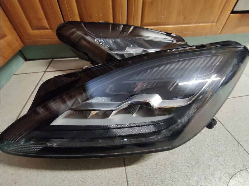 Frontscheinwerfer Jaguar E-Pace J9C3-13W029-ED J9C3-13W030-ED LED Ein Satz SCH7230674512ru