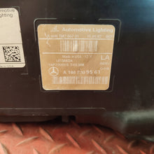 Laden Sie das Bild in den Galerie-Viewer, Frontscheinwerfer Mercedes-Benz Gle W166 A1668209561 LED Links Headlight