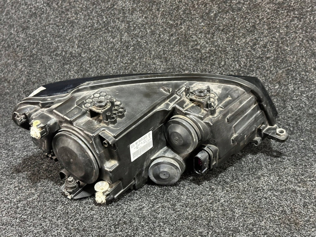 Frontscheinwerfer VW Caddy III 2K1941015B Links Scheinwerfer Headlight SCH9731321232ew