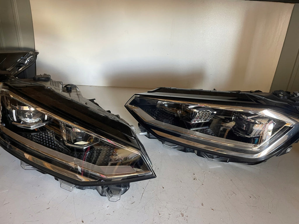 Frontscheinwerfer VW Golf Sportsvan 517941035C Ein Stück (Rechts oder Links) SCH5379279393dr
