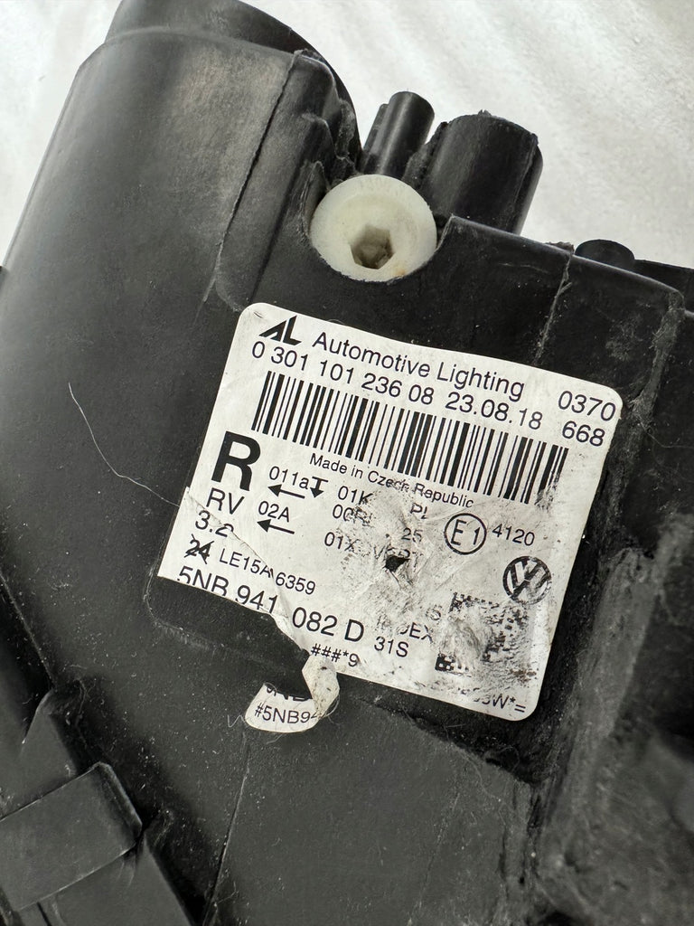 Frontscheinwerfer VW Tiguan 5NB941082D 15-FULL Full LED Rechts Headlight