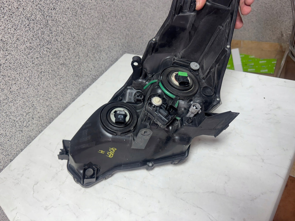 Frontscheinwerfer Toyota Prius Plus Rechts Scheinwerfer Headlight SCH5394543668ok