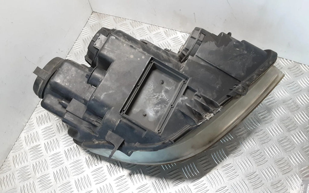 Frontscheinwerfer Lancia Phedra 89006365 Links Scheinwerfer Headlight SCH2332537078cu