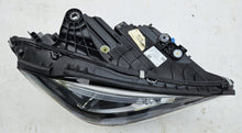 Laden Sie das Bild in den Galerie-Viewer, Frontscheinwerfer Mercedes-Benz W206 A2069063003 LED Rechts Headlight SCH6065688617df