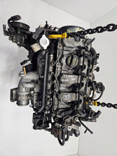 Laden Sie das Bild in den Galerie-Viewer, Motor Kia Sportage D4EA 2.0 CRDI 140PS Diesel Engine Komplett MOT8199365078ei