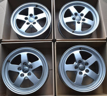 Load image into Gallery viewer, 4x Alufelge 16 Zoll 7.0&quot; 5x112 35ET Glanz Silber 8W0601025 Audi A6 A4 Rim Wheel