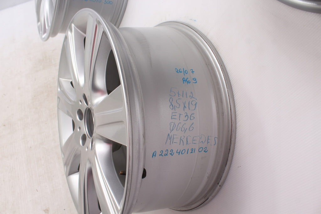 1x Alufelge 19 Zoll 8.5" 5x112 36ET Matt Silber A2224012102 Mercedes-Benz