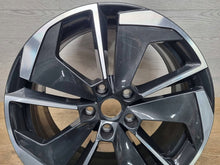 Laden Sie das Bild in den Galerie-Viewer, 1x Alufelge 18 Zoll 7.5" 5x112 48ET Glanz Schwarz 5E3601025N Skoda Octavia I FEL8333061733ag