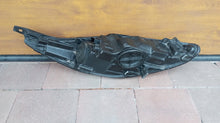 Load image into Gallery viewer, Frontscheinwerfer Ford Fiesta 8A61-13W030-CH Links Scheinwerfer Headlight SCH2881693203wl