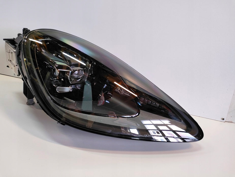 Frontscheinwerfer Porsche Cayenne 9Y0941034AK LED Rechts Scheinwerfer Headlight SCH9612241619ju