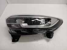 Laden Sie das Bild in den Galerie-Viewer, Frontscheinwerfer Renault Kadjar 260609857R LED Links Scheinwerfer Headlight SCH2155556736kh
