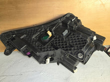 Laden Sie das Bild in den Galerie-Viewer, Frontscheinwerfer Skoda Superb III 3V1941015B Xenon Links Scheinwerfer Headlight