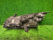 Laden Sie das Bild in den Galerie-Viewer, Frontscheinwerfer Opel Zafira C 3910637 Rechts Scheinwerfer Headlight SCH4510949357tm