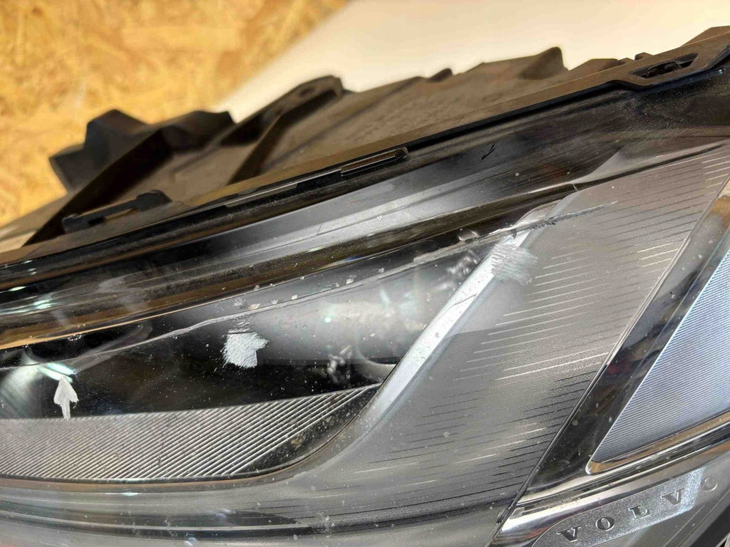 Frontscheinwerfer Volvo S90 V90 32228676 LED Ein Stück (Rechts oder Links) SCH8575375532rb