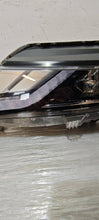 Laden Sie das Bild in den Galerie-Viewer, Frontscheinwerfer Mitsubishi L200 8301D381 LED Links Scheinwerfer Headlight SCH2302837380nl