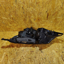 Laden Sie das Bild in den Galerie-Viewer, Frontscheinwerfer Peugeot 2008 I 90167009 Rechts Scheinwerfer Headlight SCH9653007531ra