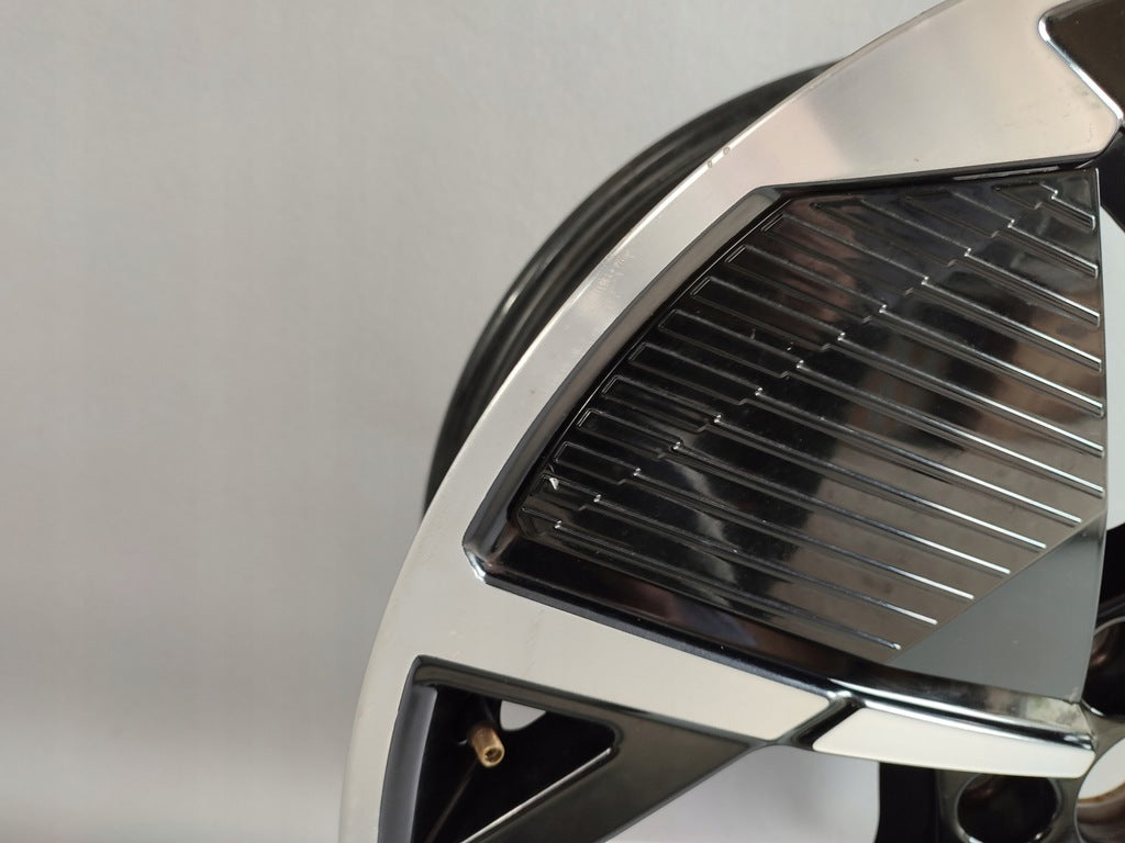 1x Alufelge 21 Zoll 8.5" 5x112 40ET Glanz 89A601025A Audi Q4 Rim Wheel FEL2036286569mo