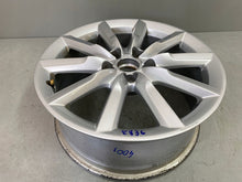 Load image into Gallery viewer, 1x Alufelge 17 Zoll 7.0&quot; 5x112 43ET 8U0601025S Audi Q3 Rim Wheel