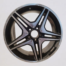 Load image into Gallery viewer, 1x Alufelge 18 Zoll 7.5&quot; 5x112 52ET A1764010302 Mercedes-Benz W176 Rim Wheel